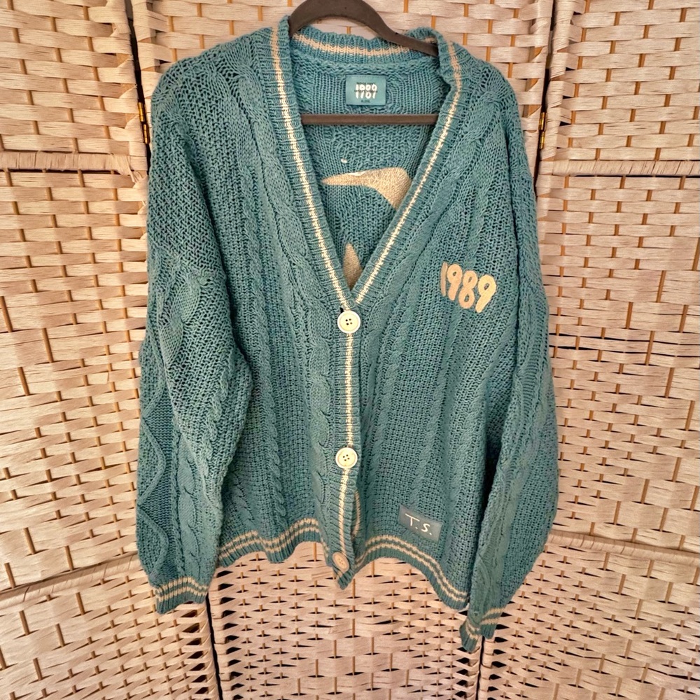 Taylor Swift 1989 Cardigan